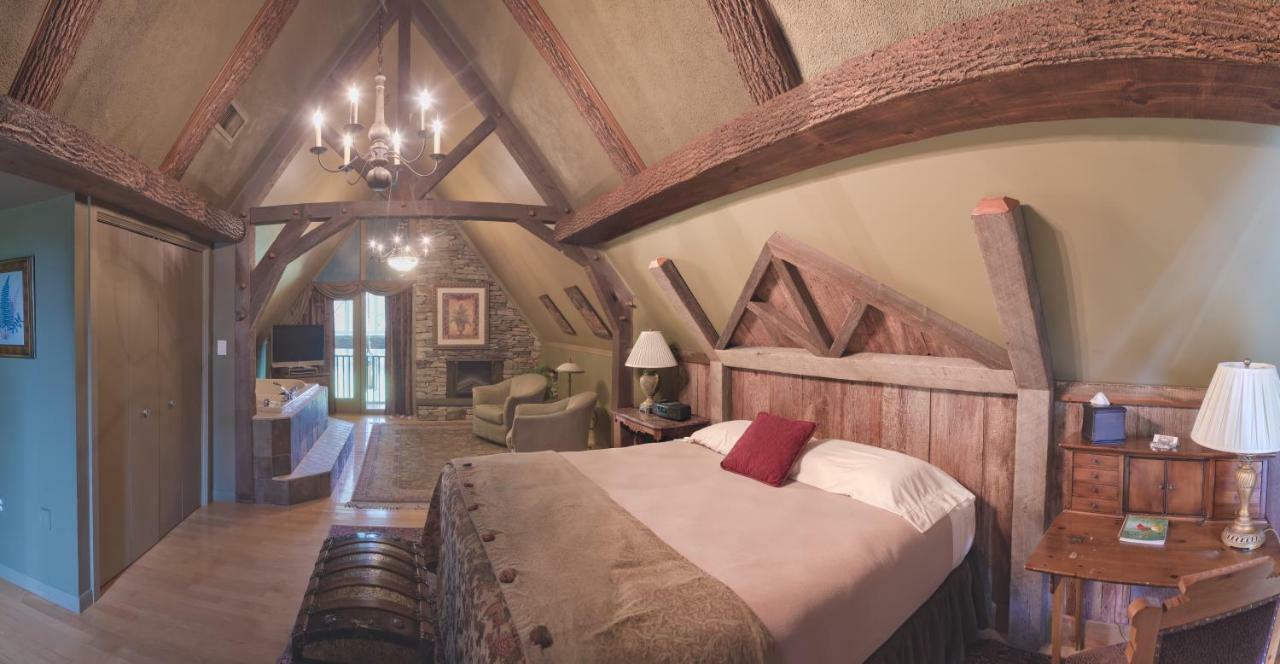 Twin Pine Manor Frühstückspension